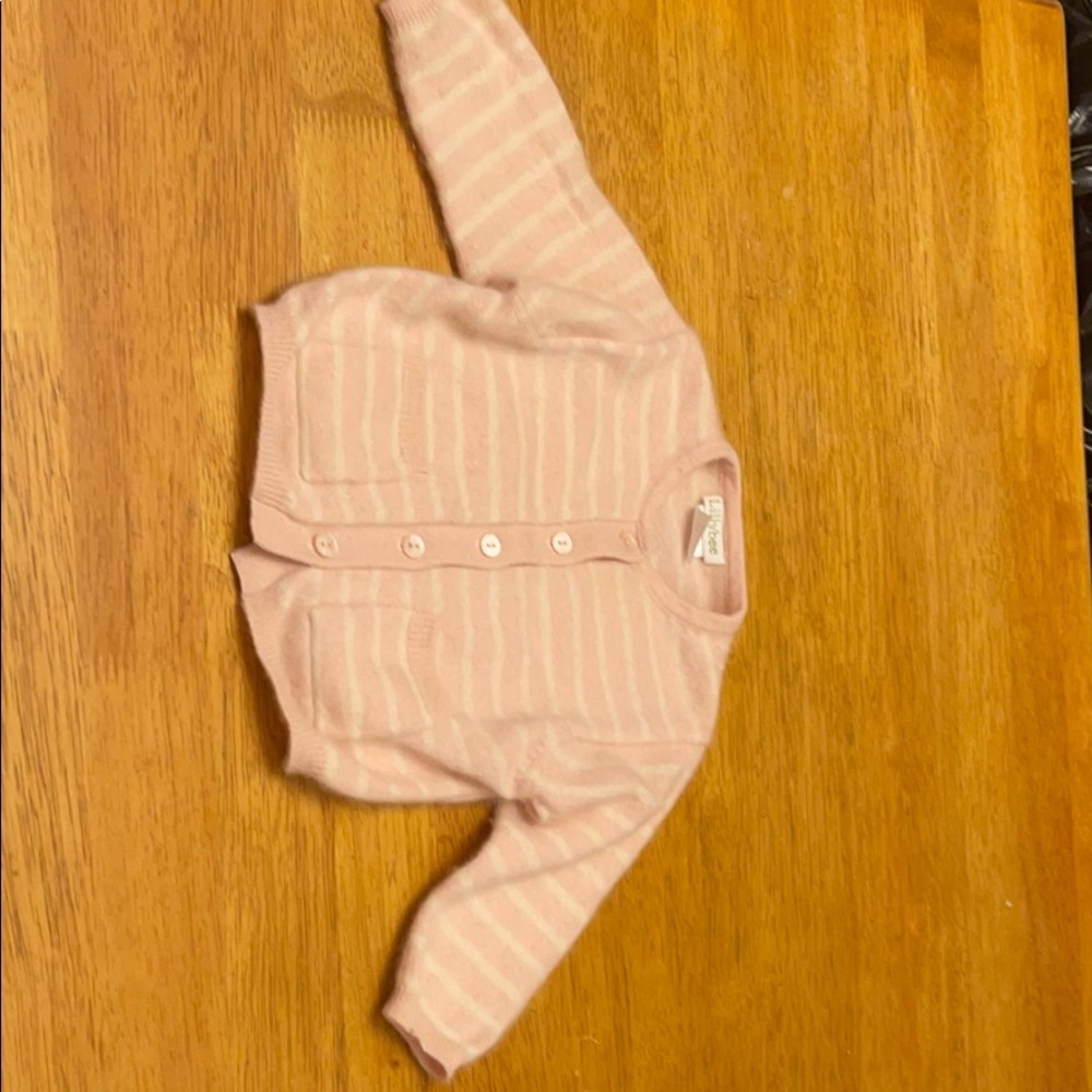 Cardigan sweater